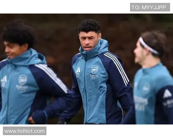 张伯伦：我想回到英格兰踢球，现在在等适宜的时机呈现